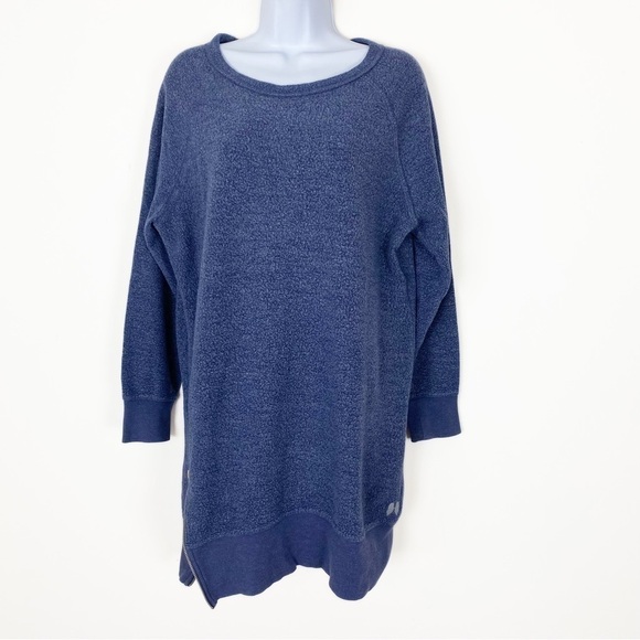 VS VICTORIA’S SECRET Navy Fuzzy Fleece Long Tunic Pullover Sweatshirt Medium - Picture 2 of 8